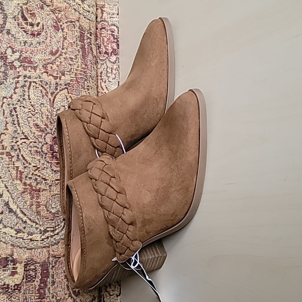 Universal Thread Heel Braided Mules Size 7.5 NWT